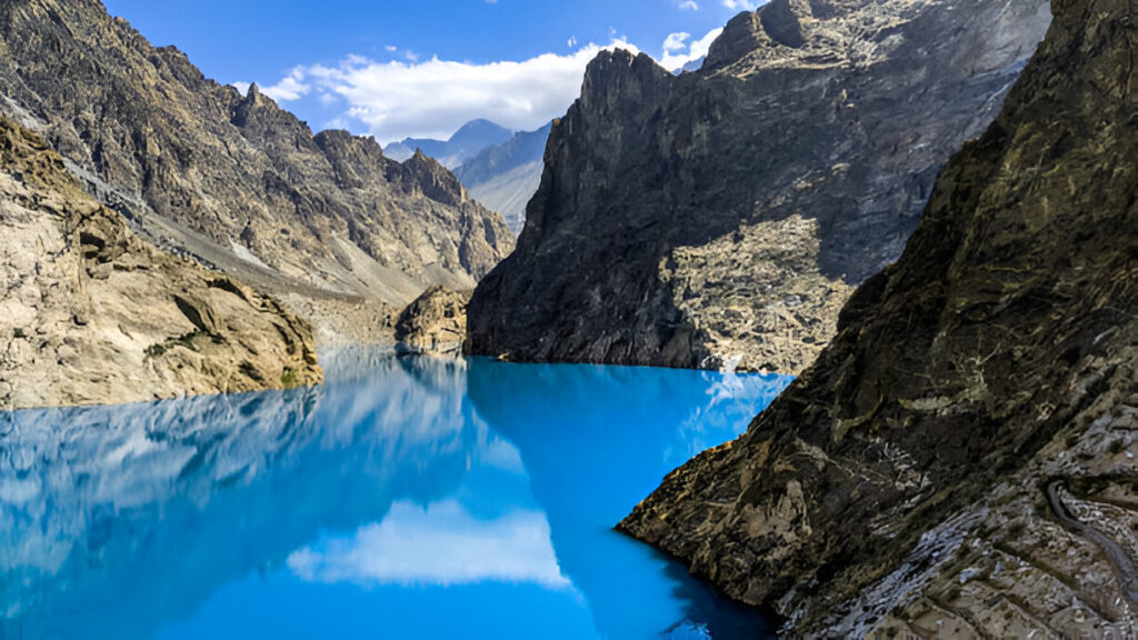 rakaposhi pakistan​ - shimshal valley