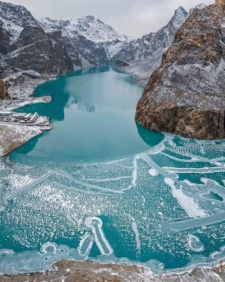 attabad lake weather